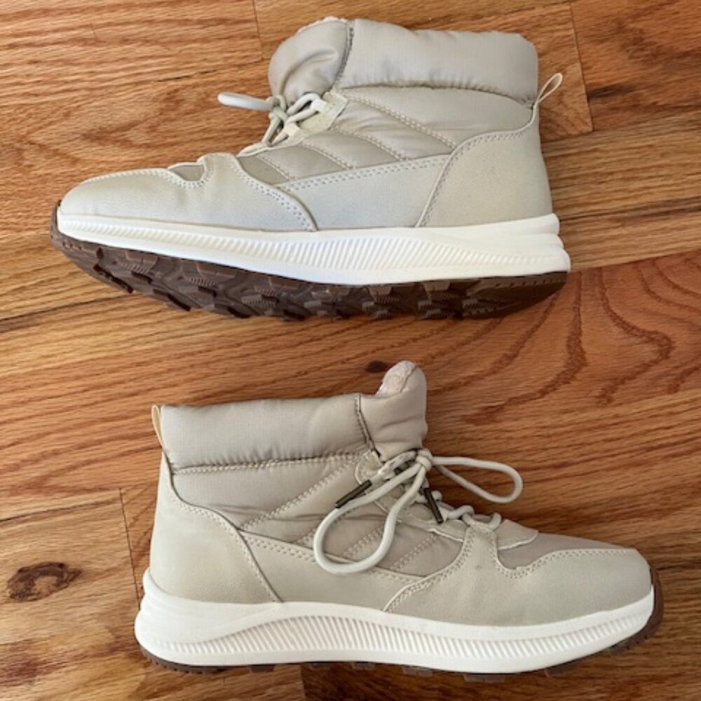 EDDIE BAUER | Balasana Quilted Upper Boot Women's Size 9 M Slip on Lightweight